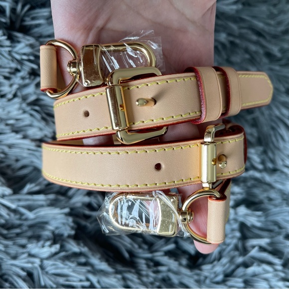 ✨SOLD✨Genuine vachetta strap - Picture 2 of 3